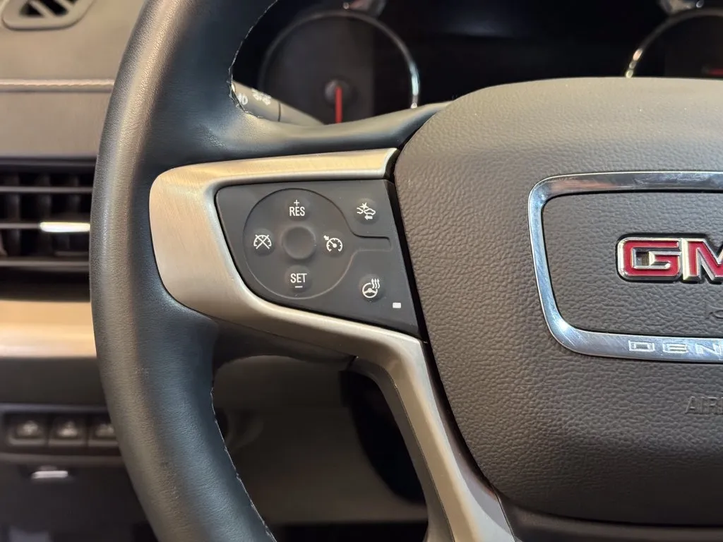 GMC Terrain photo 11