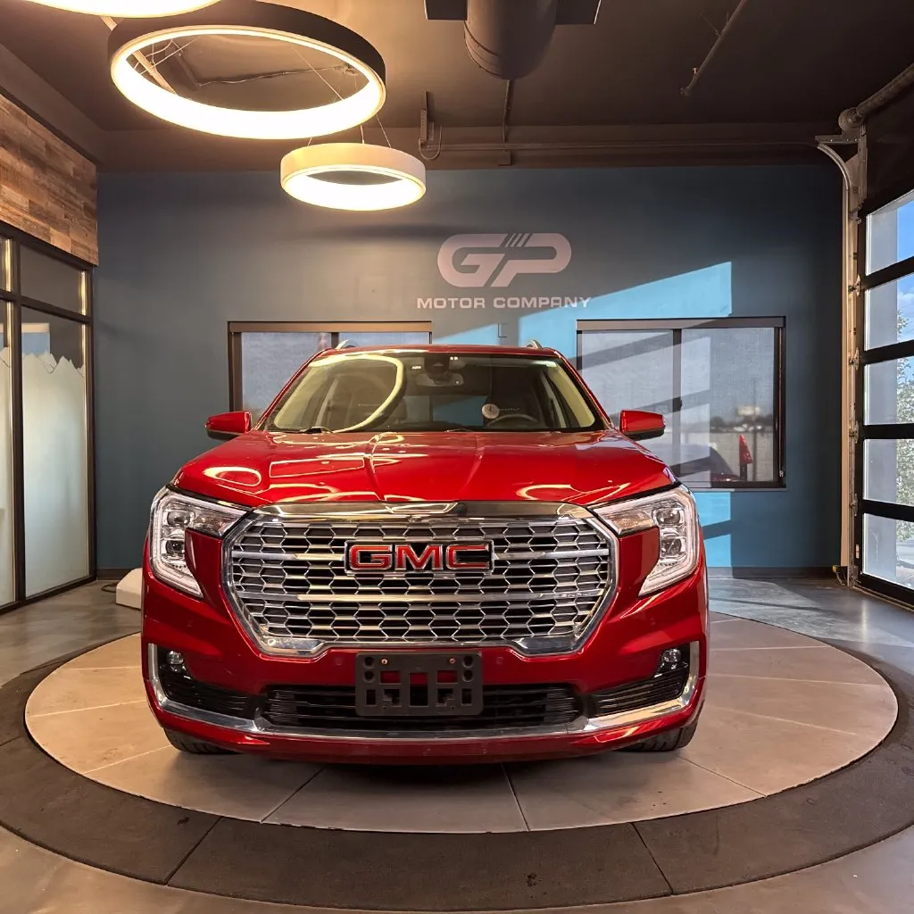 GMC Terrain photo 8