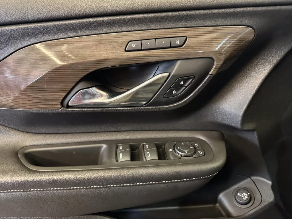 GMC Terrain photo 19