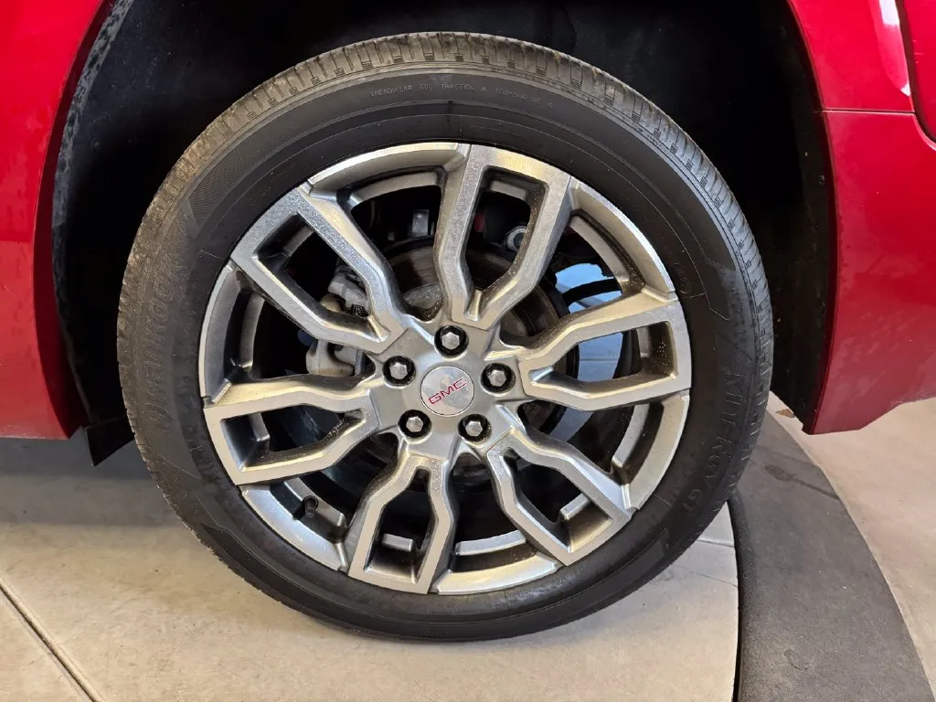 GMC Terrain photo 25