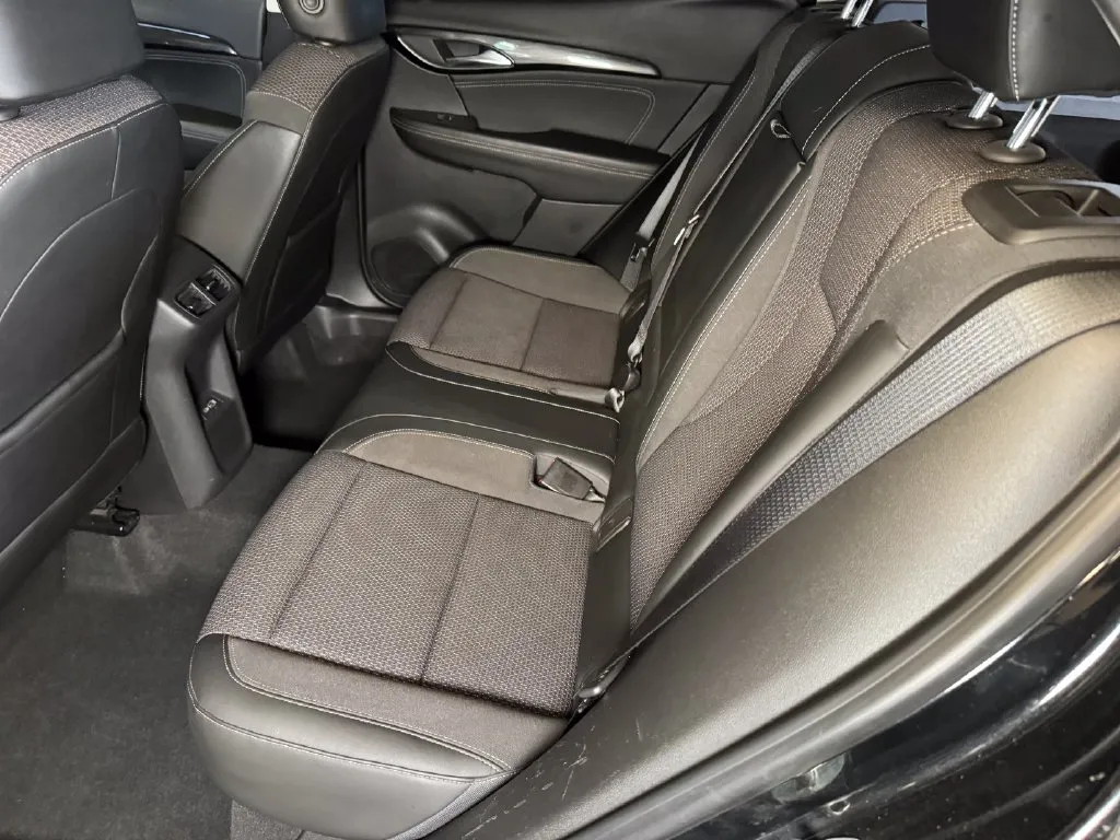Buick Envision photo 21
