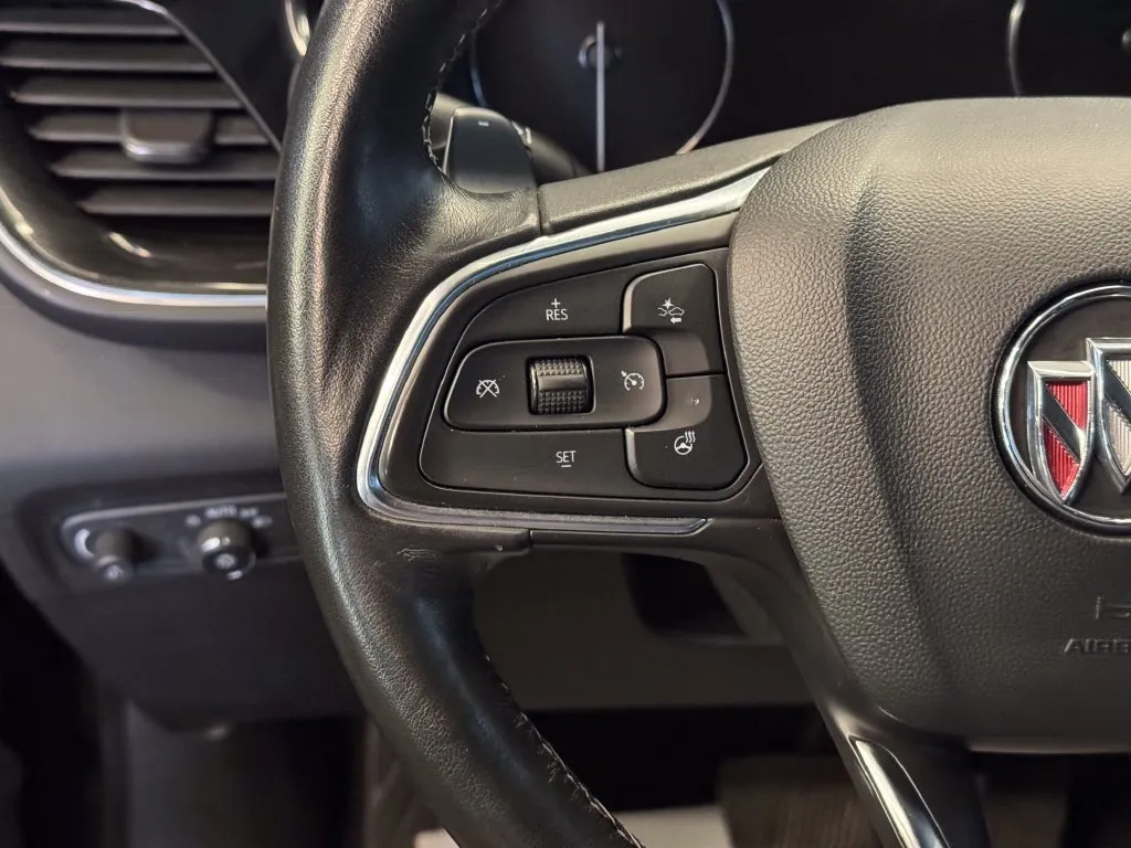Buick Envision photo 11