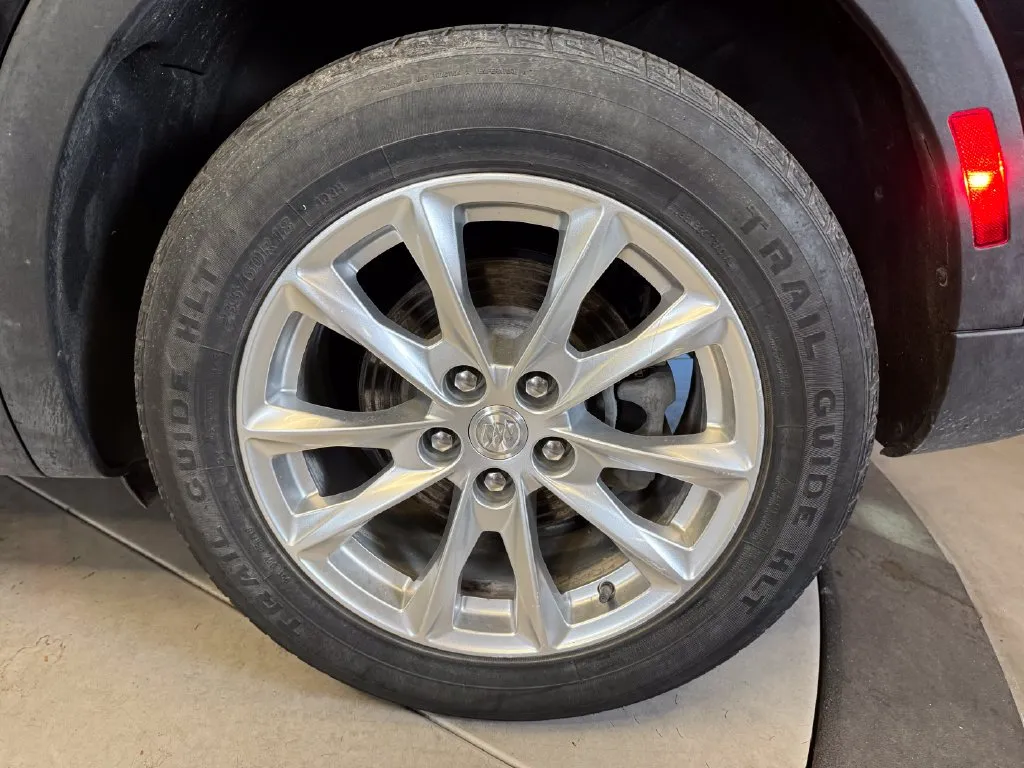 Buick Envision photo 25