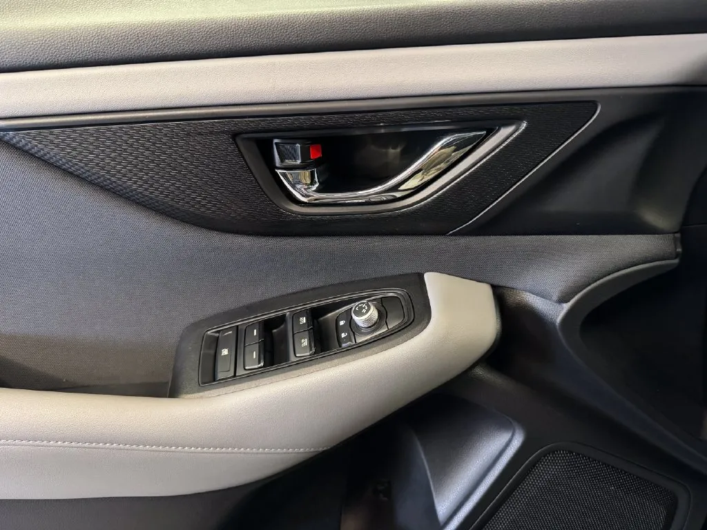 Subaru Outback photo 18