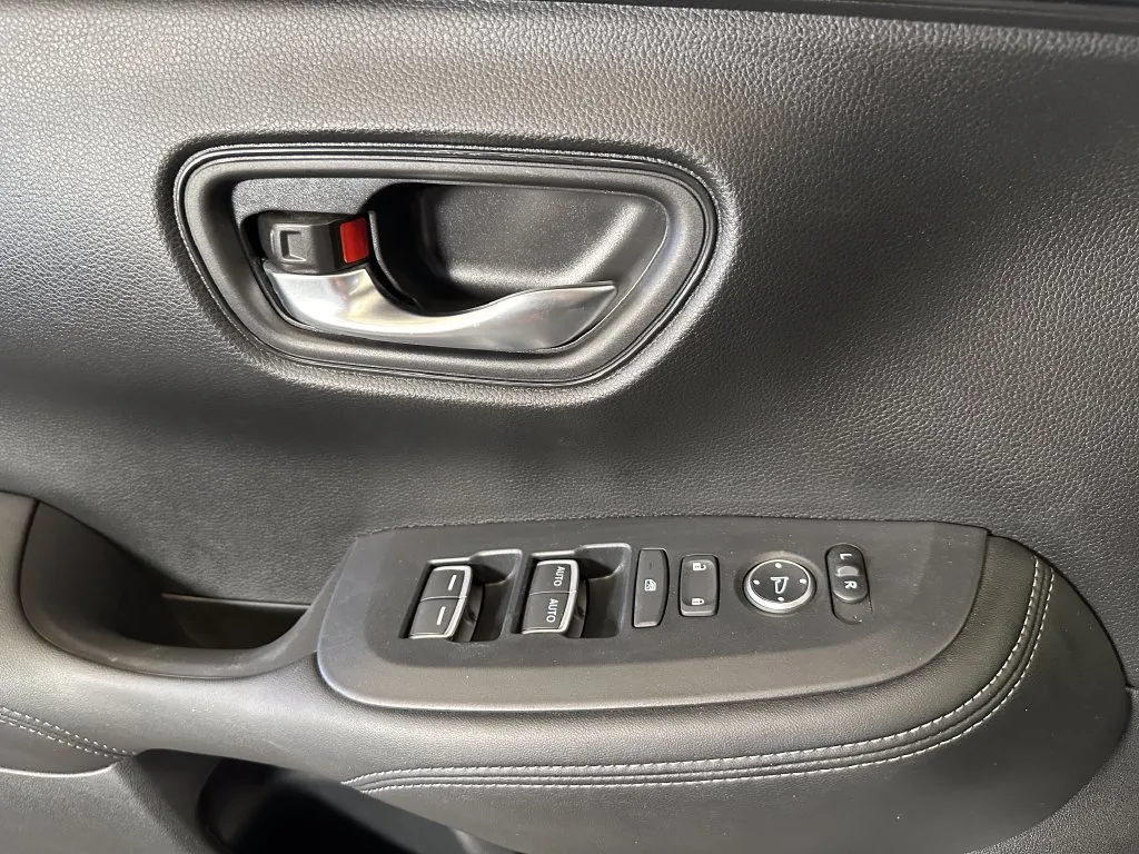 Honda HR-V photo 18