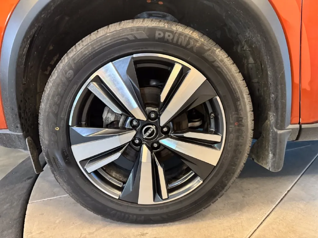 Nissan Rogue photo 26
