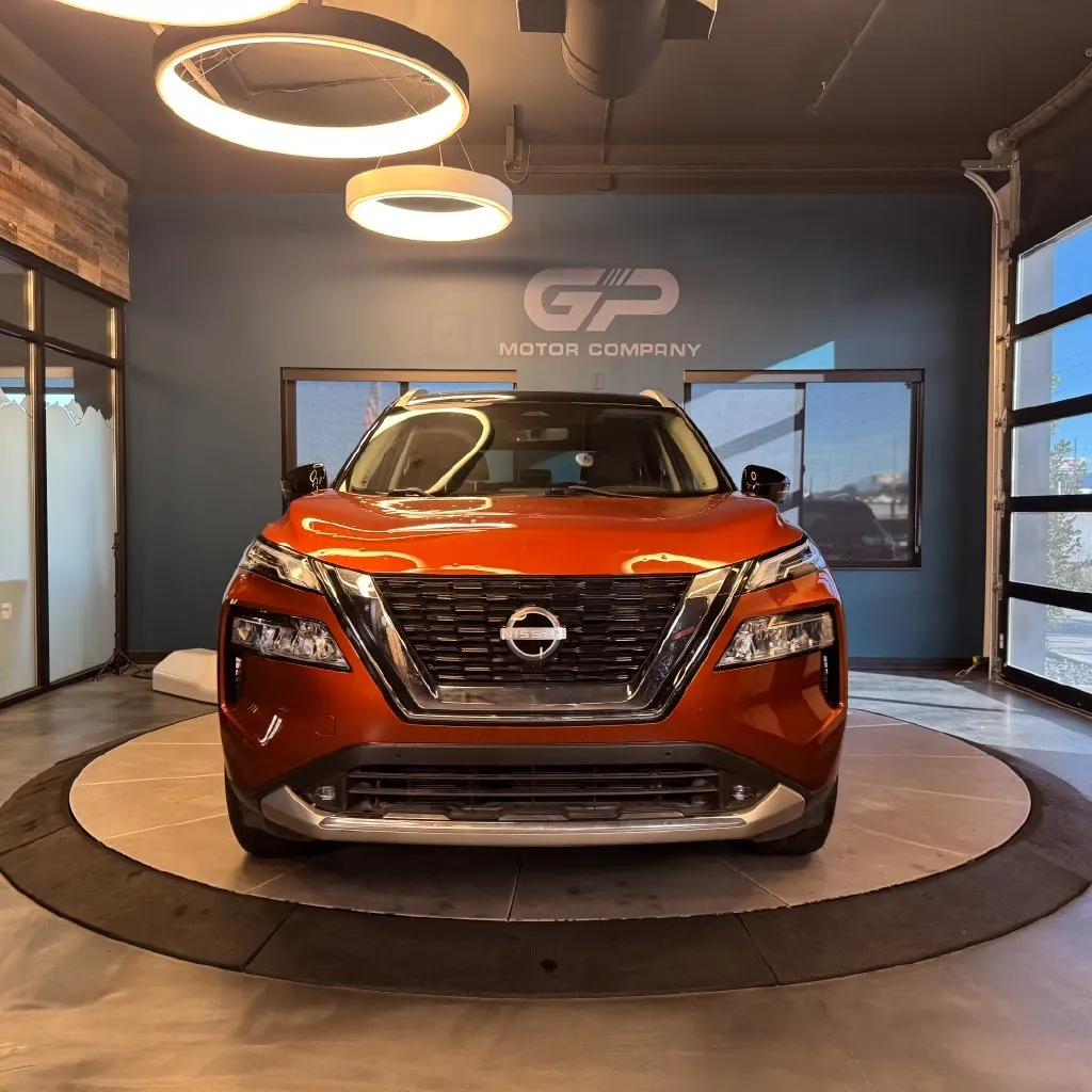 Nissan Rogue photo 8