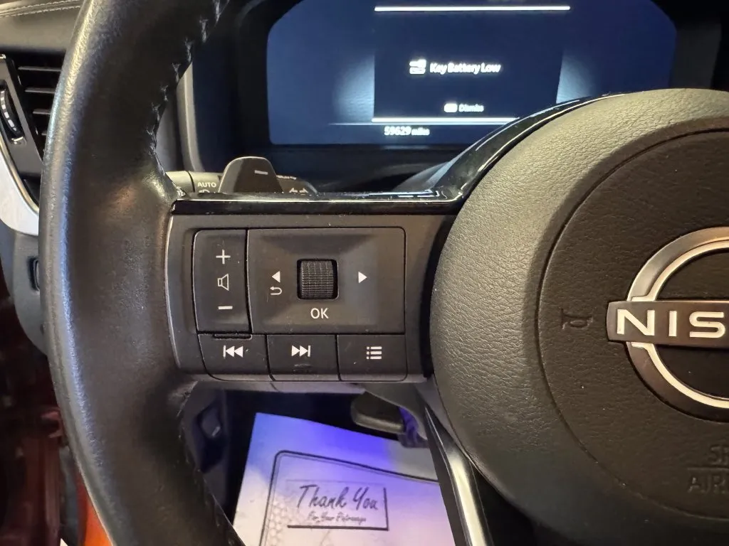 Nissan Rogue photo 11