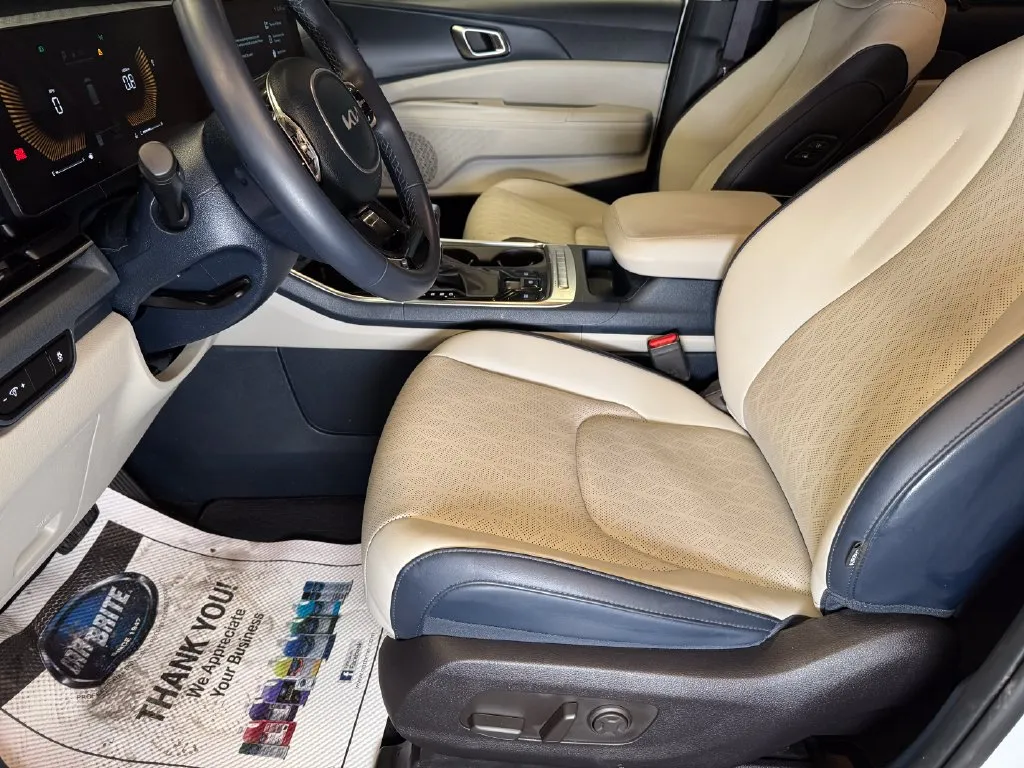 Kia Carnival photo 19