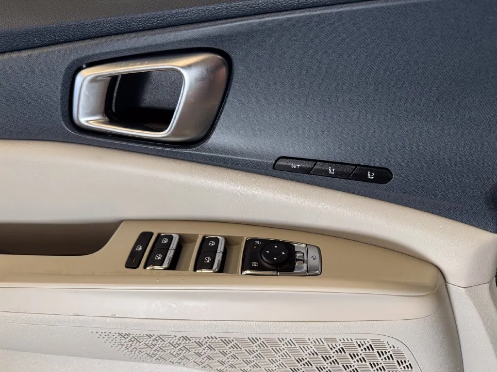 Kia Carnival photo 18