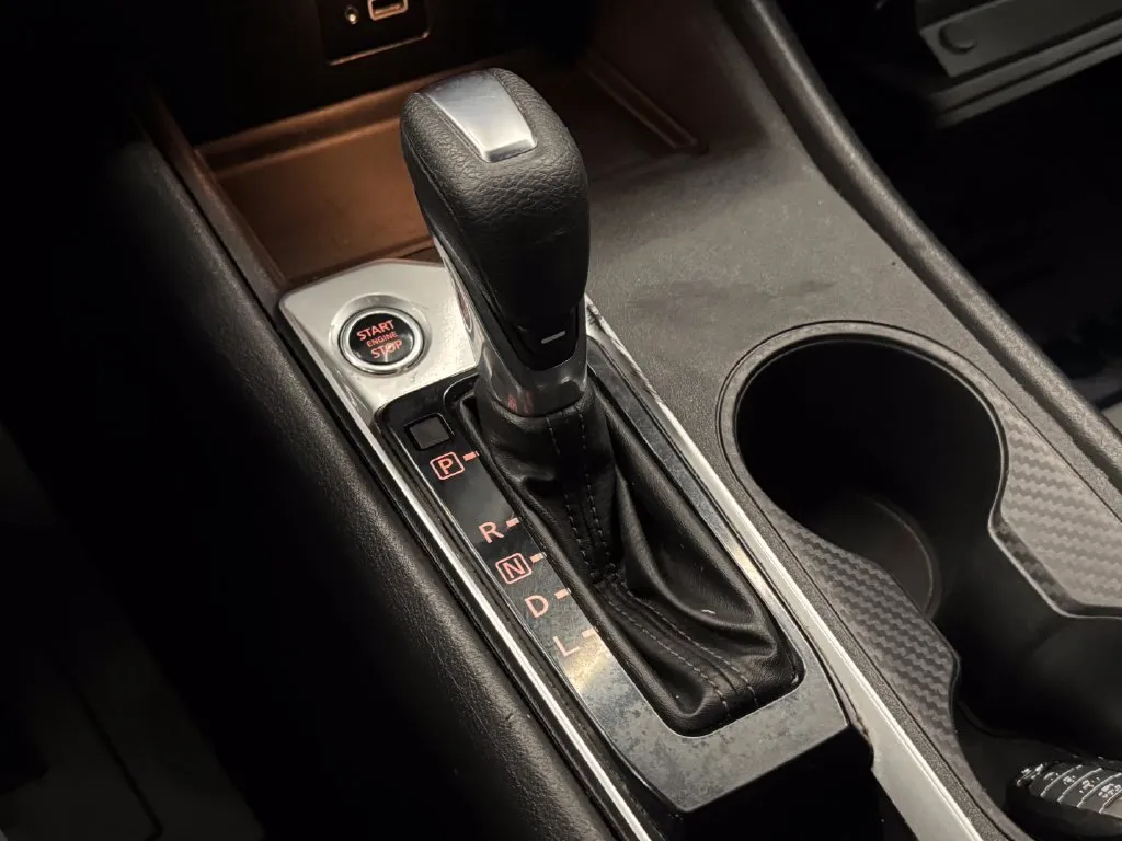 Nissan Altima photo 16
