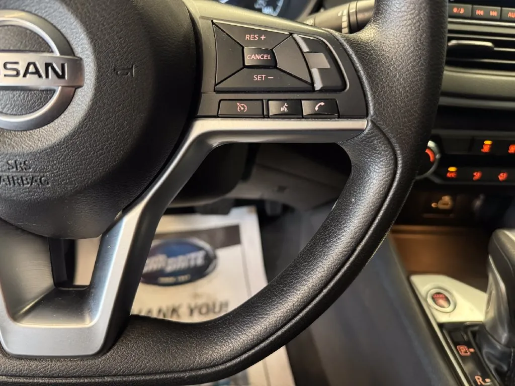 Nissan Altima photo 12