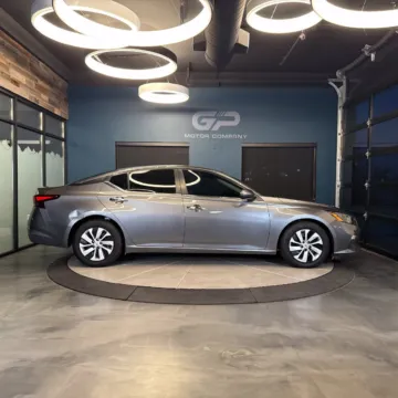 Photos of 2022 Nissan Altima 2.5 S for sale in Kaysville, UT at GP Motor Company