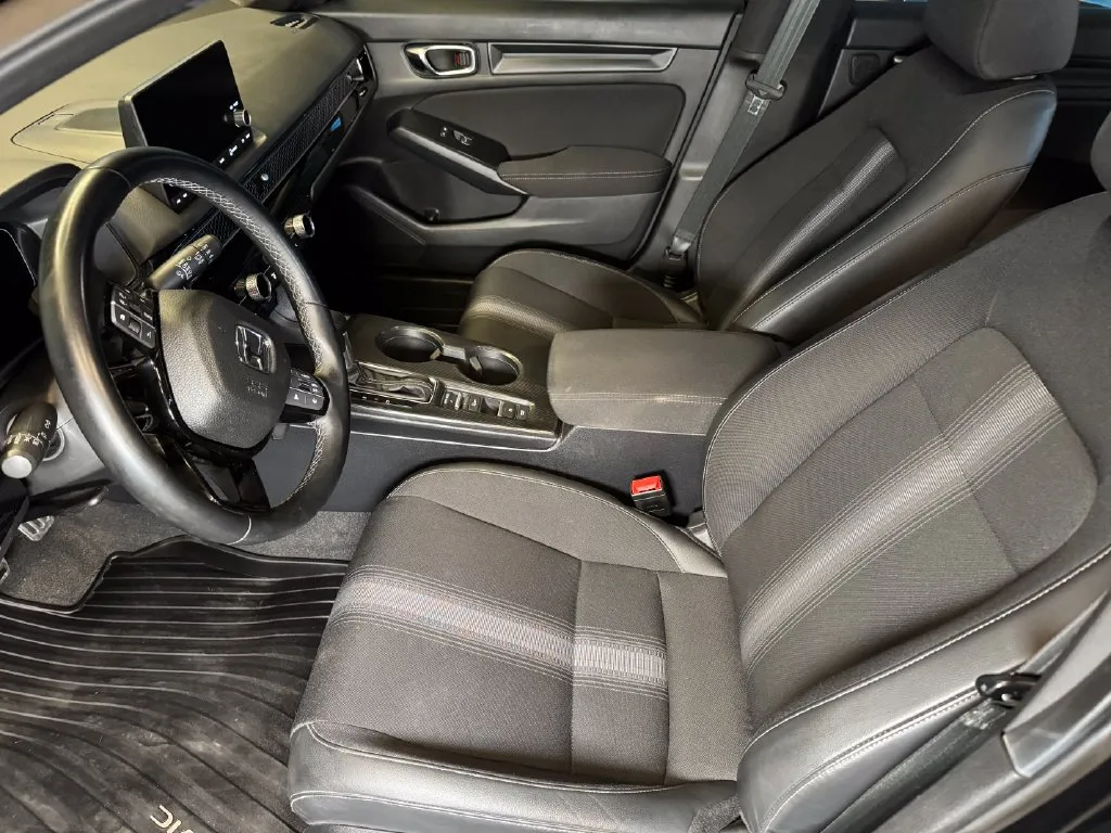 Honda Civic photo 20