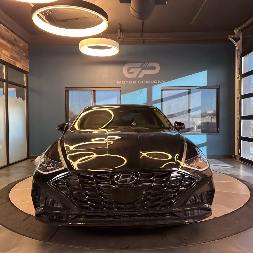 Hyundai Sonata photo 8