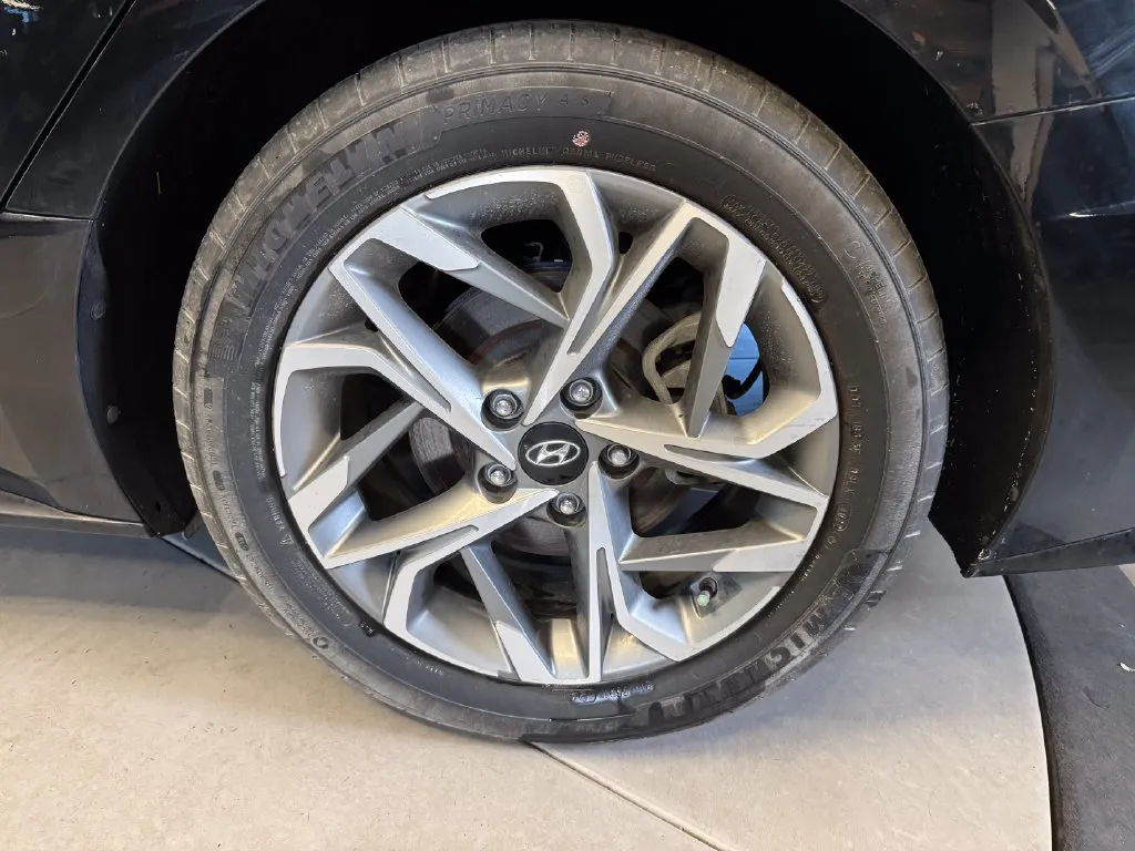 Hyundai Sonata photo 24