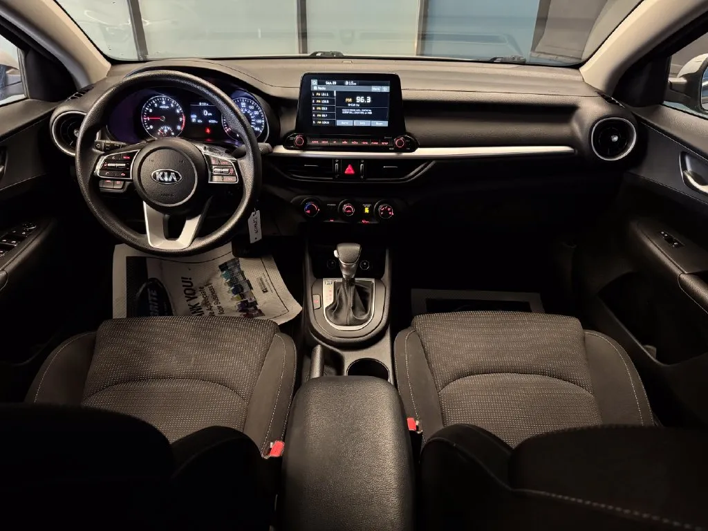 Kia Forte photo 9