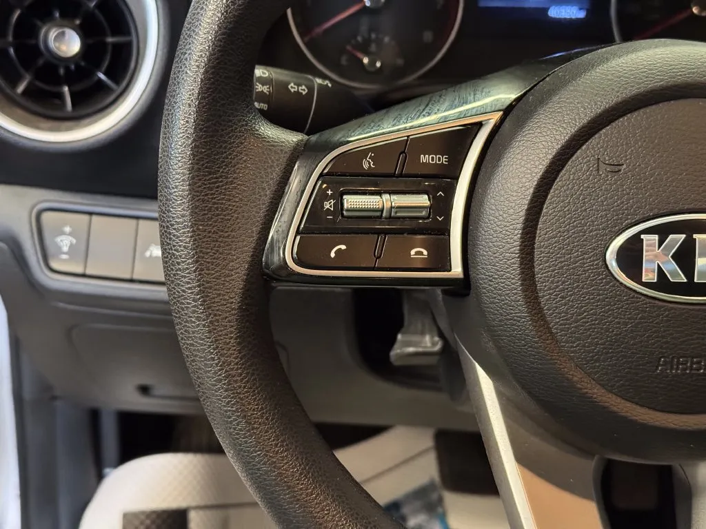 Kia Forte photo 11
