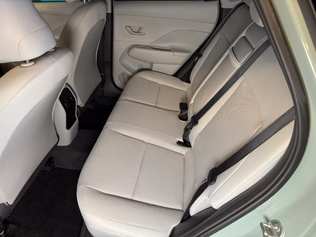 Hyundai Kona photo 21