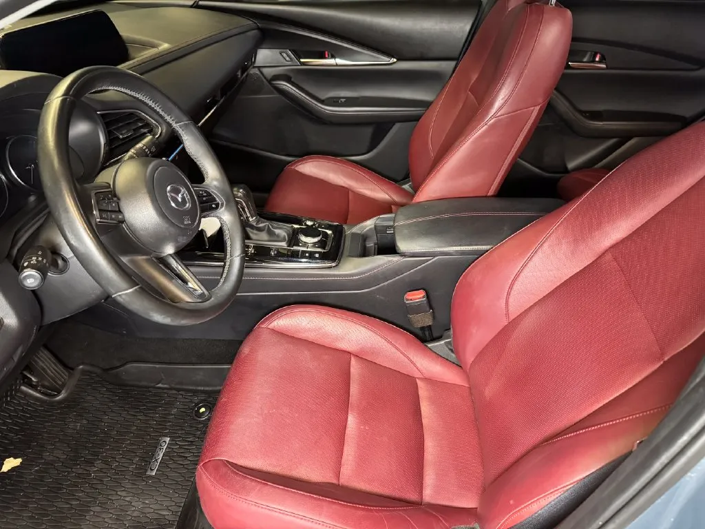 Mazda CX-30 photo 20