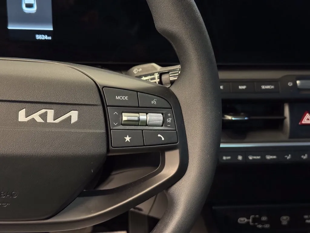 Kia K4 photo 12