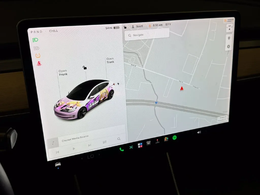 Tesla Model 3 photo 10
