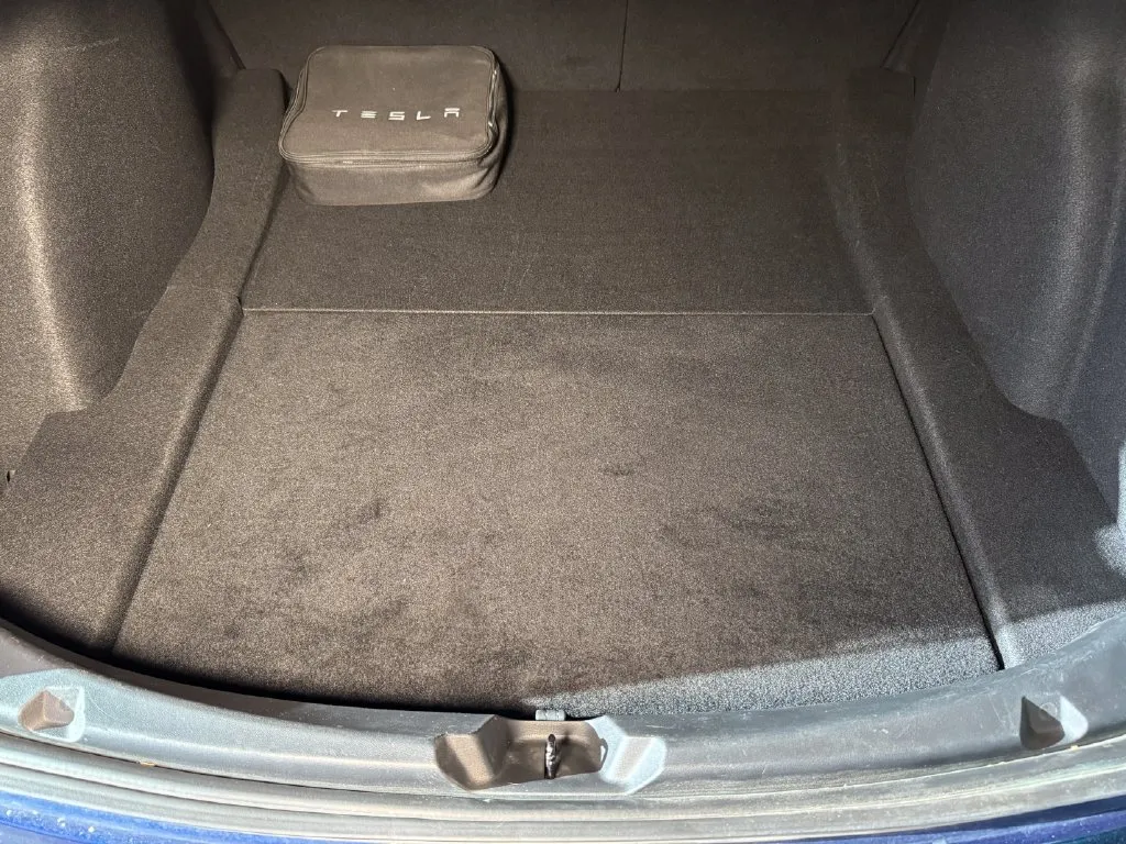 Tesla Model 3 photo 20