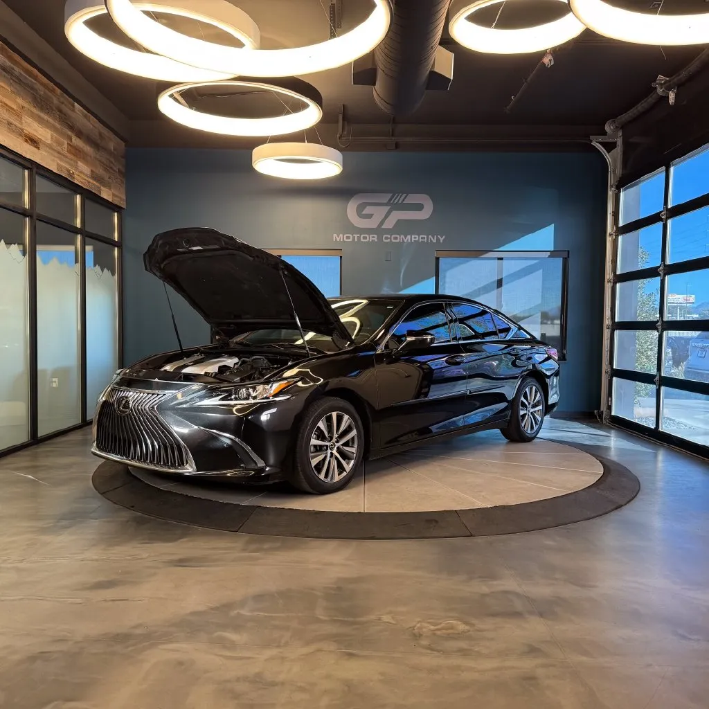 Lexus ES photo 24