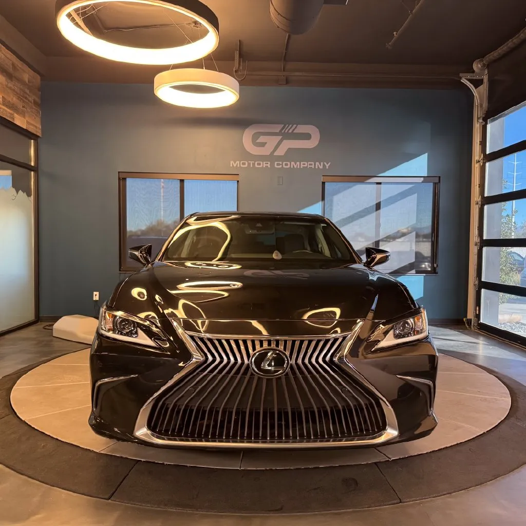 Lexus ES photo 8