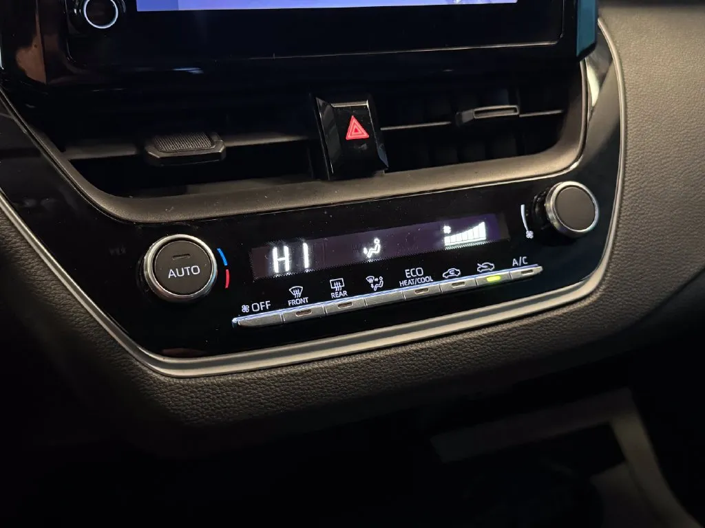 Toyota Corolla photo 15