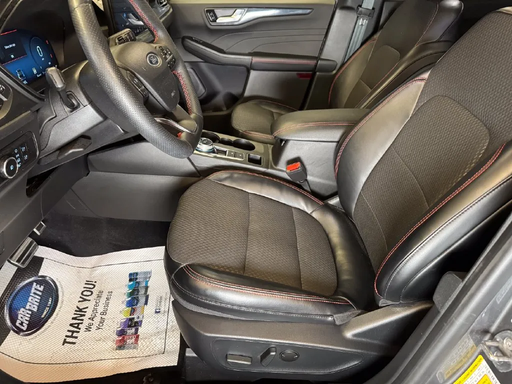 Ford Escape photo 20
