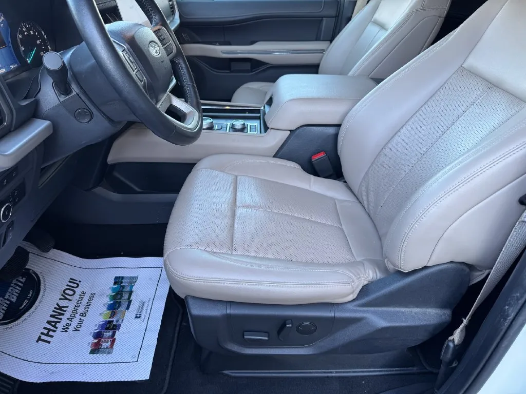 Ford Expedition photo 18