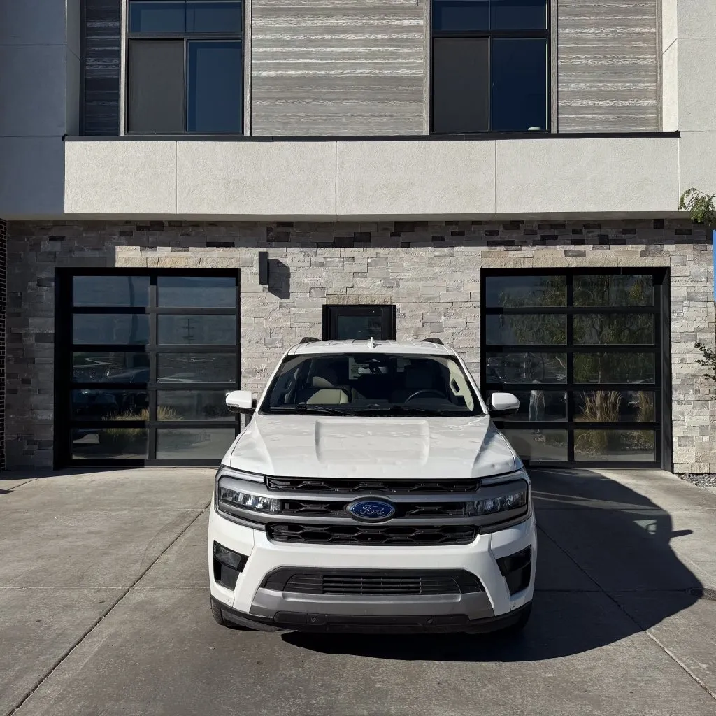 Ford Expedition photo 8