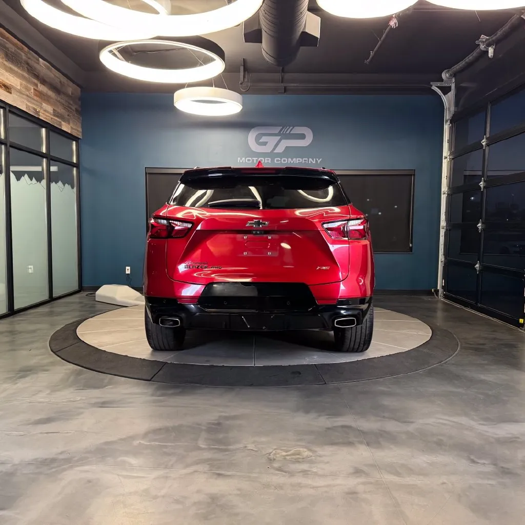 Chevrolet Blazer photo 4