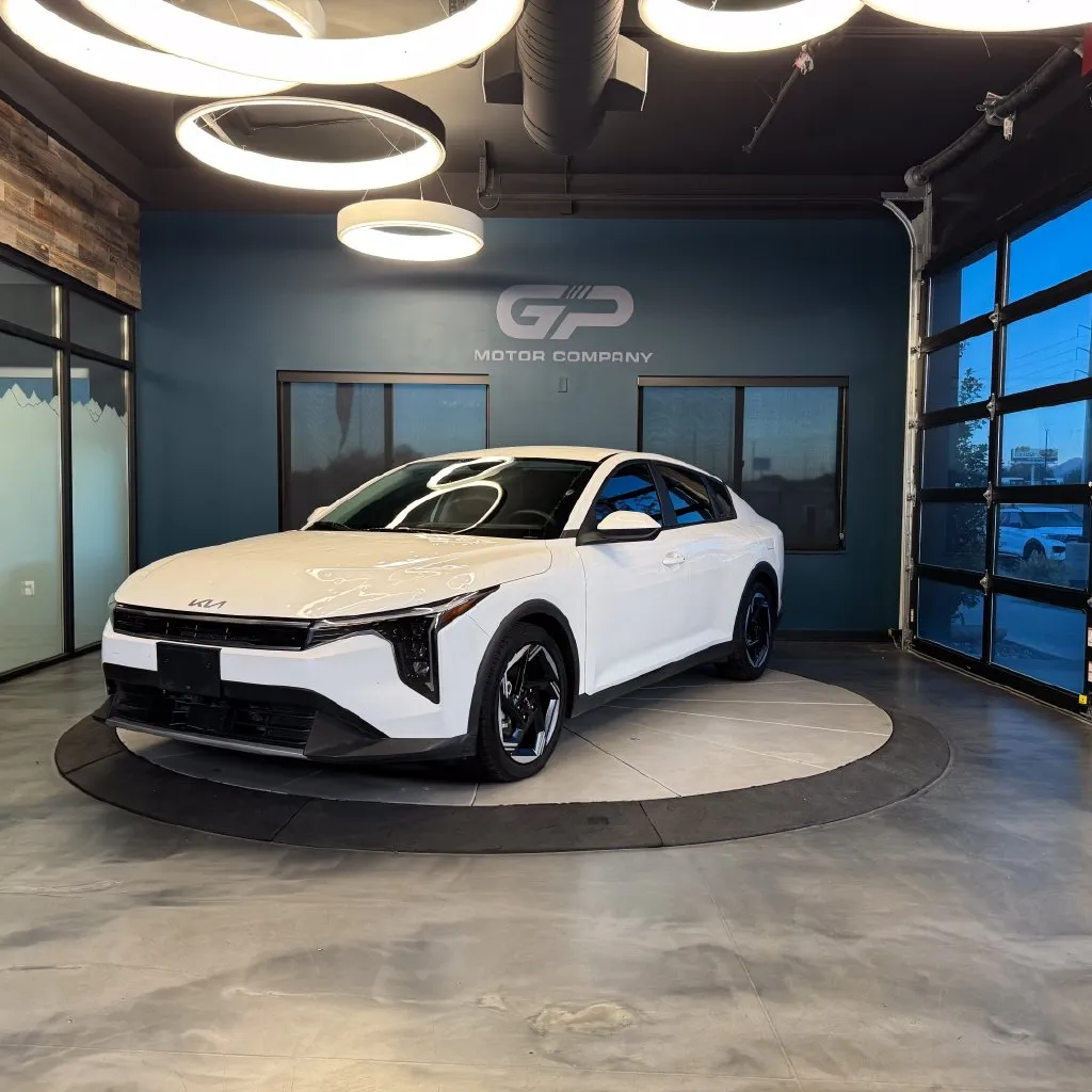 Kia K4 photo 7