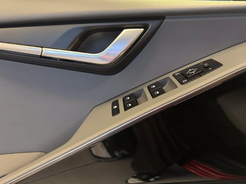 Kia Niro photo 19