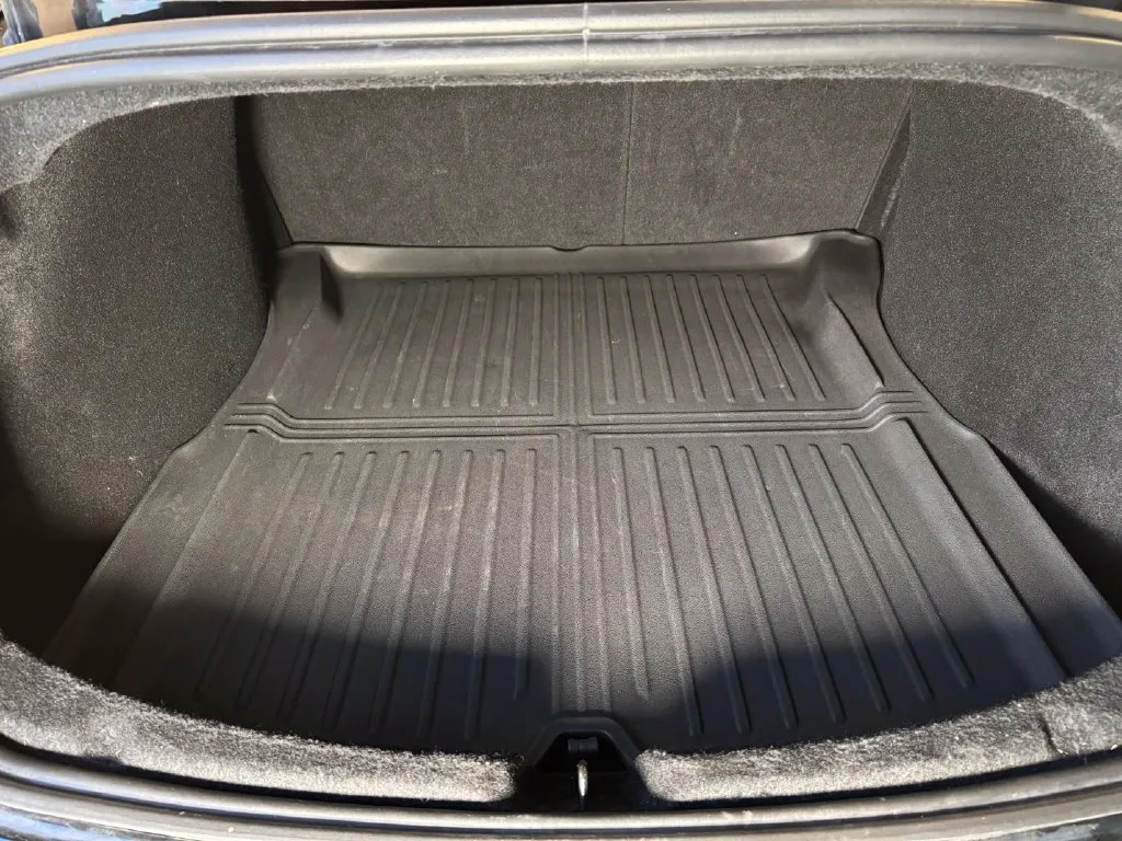 Tesla Model 3 photo 20