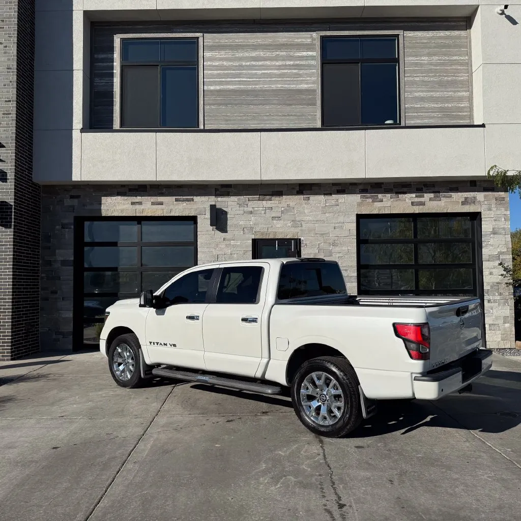 Nissan Titan photo 5