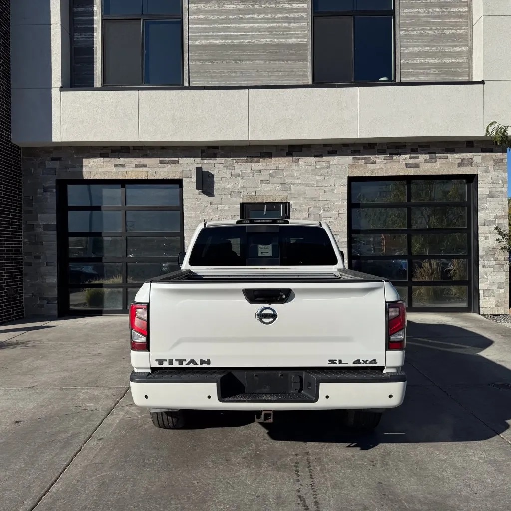 Nissan Titan photo 4