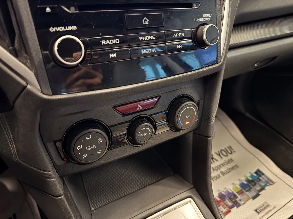 Subaru Impreza photo 14