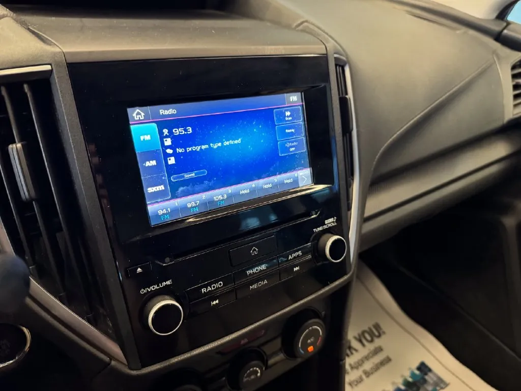 Subaru Impreza photo 12