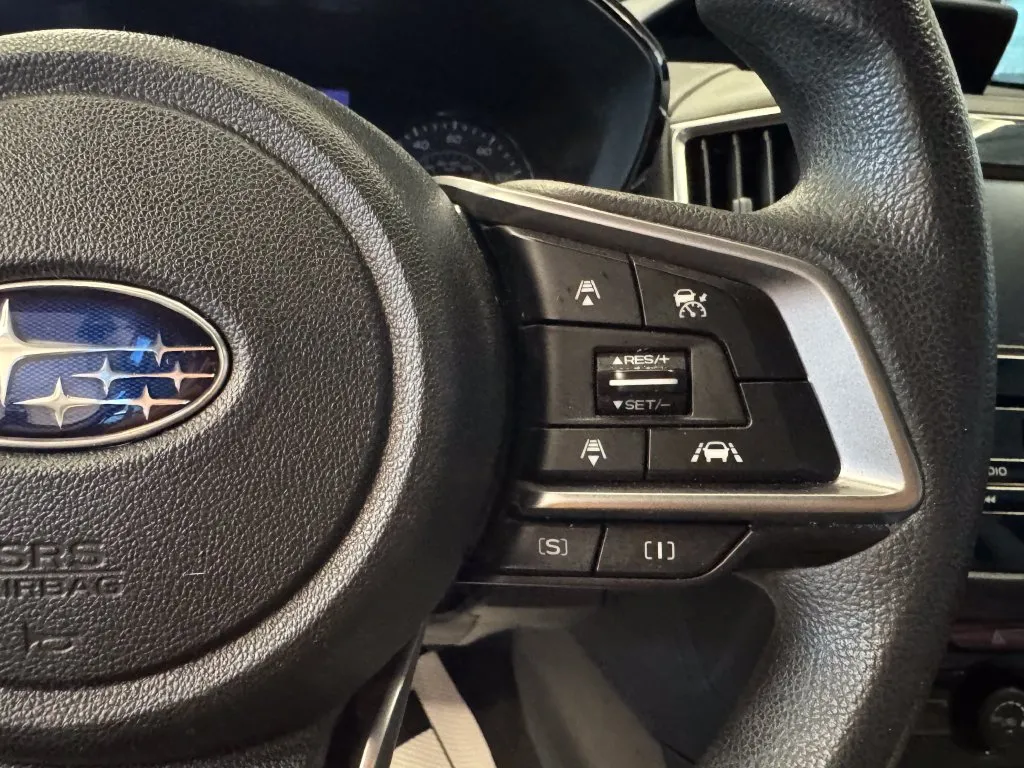 Subaru Impreza photo 11