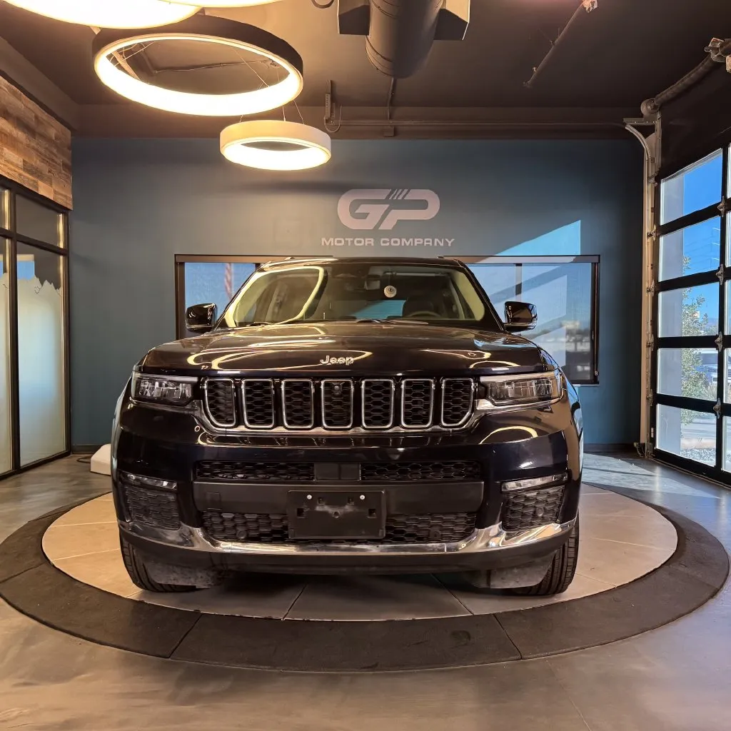 Jeep Grand Cherokee L photo 8