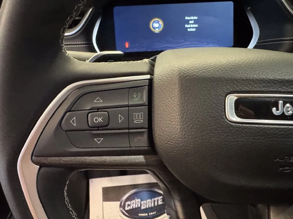 Jeep Grand Cherokee L photo 11