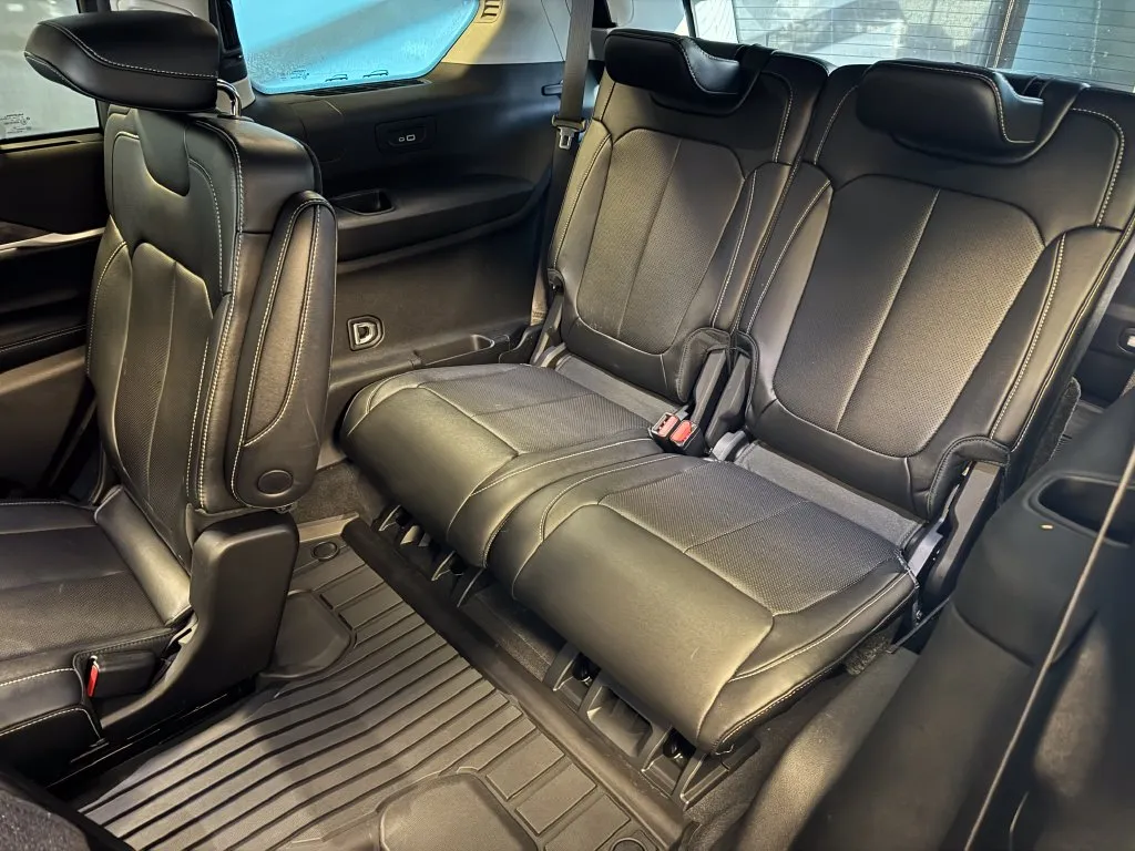 Jeep Grand Cherokee L photo 22