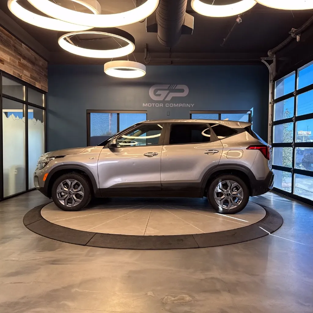 Kia Seltos photo 6