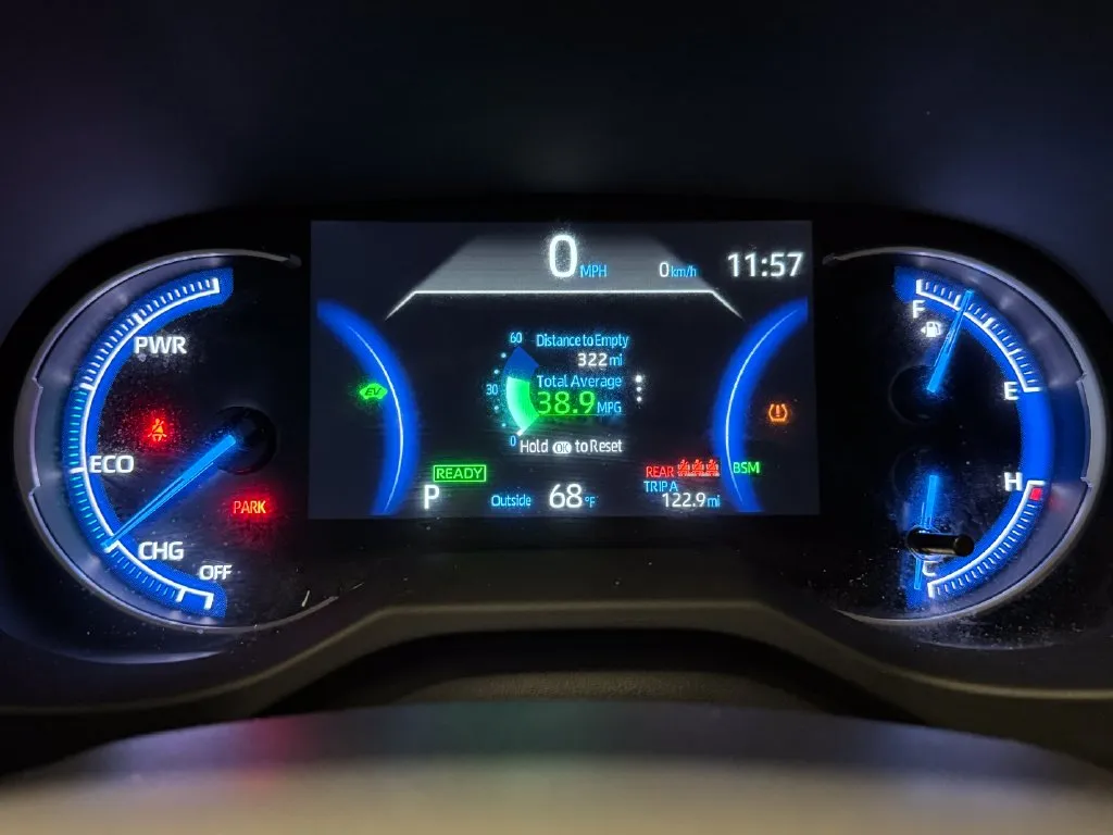 Toyota RAV4 photo 10