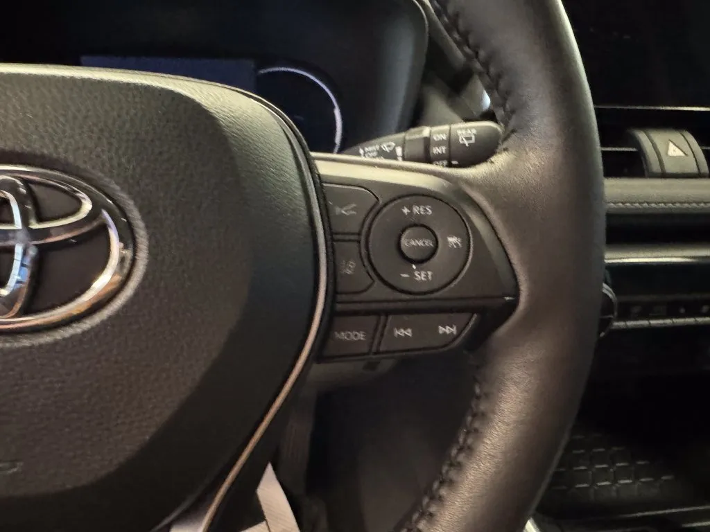 Toyota RAV4 photo 12