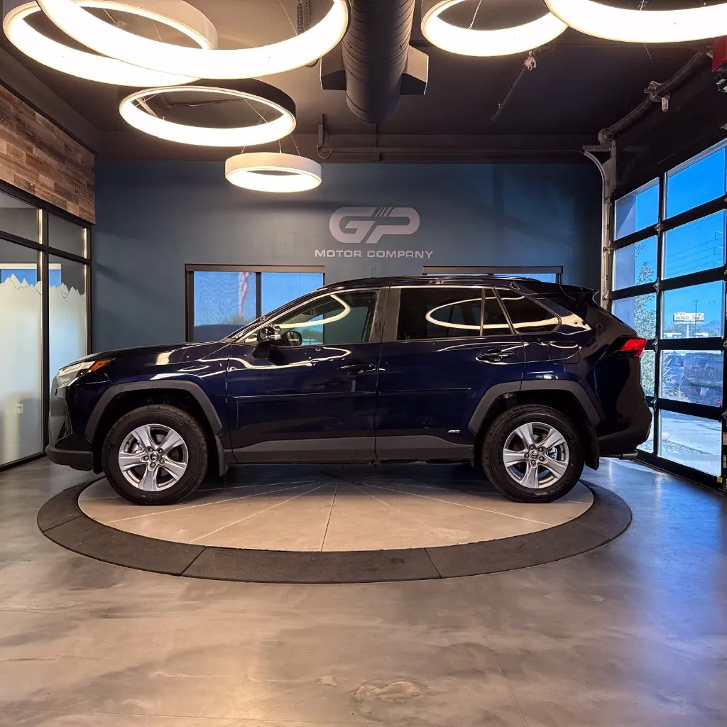 Toyota RAV4 photo 6