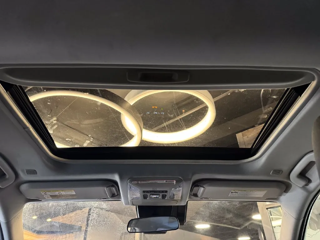Toyota RAV4 photo 22